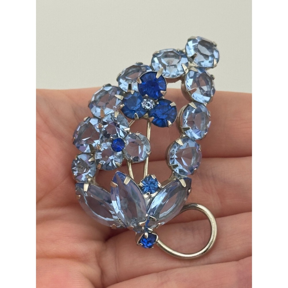 Vintage Blue Rhinestone Flower Brooch Silver Tone Pin